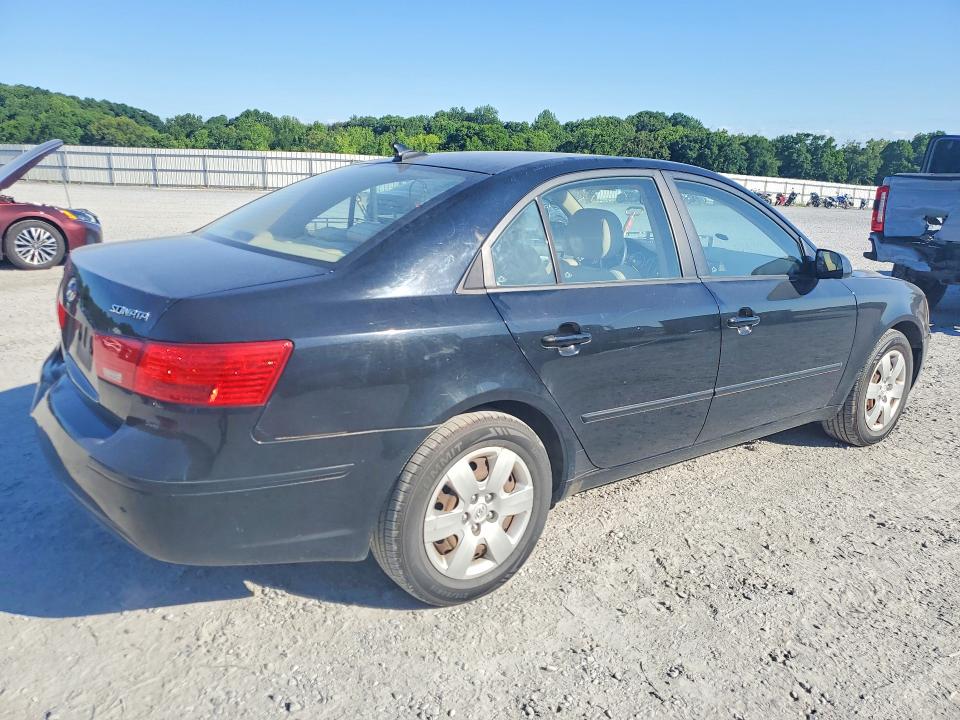 Photo 3 from auction – 2010 HYUNDAI SONATA with VIN 5NPET4AC2AH620866