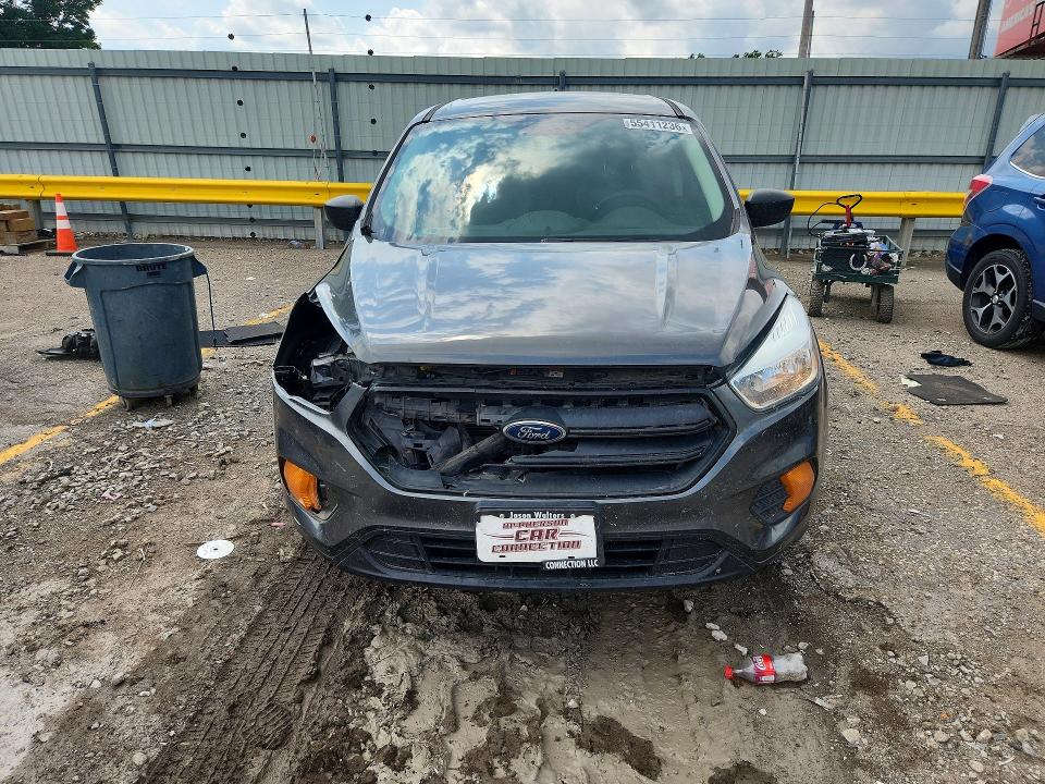 Photo 5 from auction – 2017 FORD ESCAPE with VIN 1FMCU0F74HUA41186