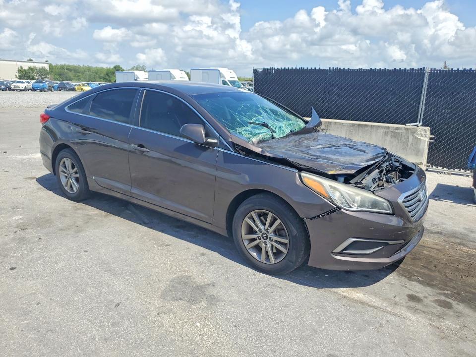 Photo 4 from auction – 2017 HYUNDAI SONATA with VIN 5NPE24AF6HH519563