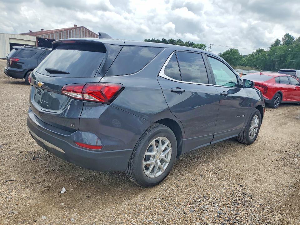 Photo 3 from auction – 2023 CHEVROLET EQUINOX with VIN 3GNAXKEG8PS183997
