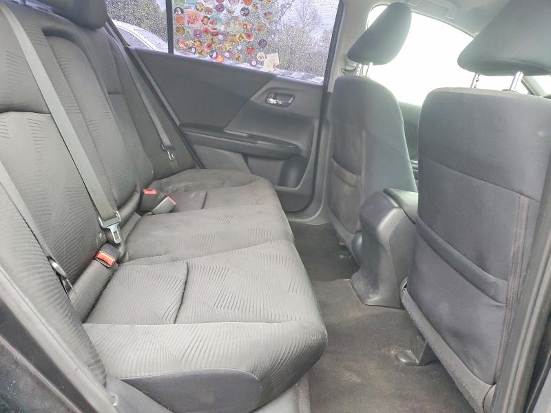 Photo 10 from auction – 2015 HONDA ACCORD with VIN 1HGCR2F33FA050041