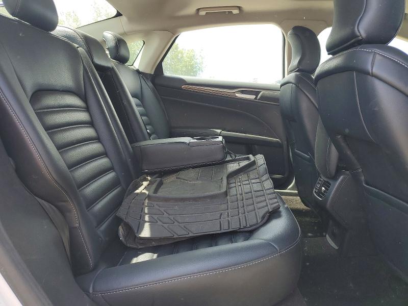 Photo 10 from auction – 2019 FORD FUSION with VIN 3FA6P0CDXKR117615