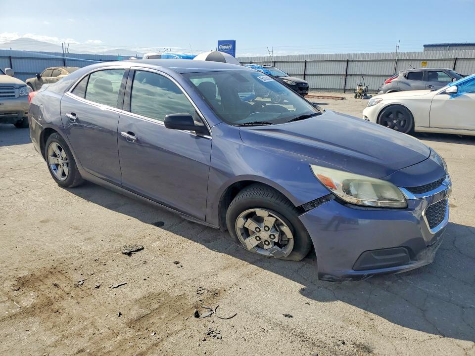 Photo 4 from auction – 2015 CHEVROLET MALIBU with VIN 1G11B5SL6FF135209