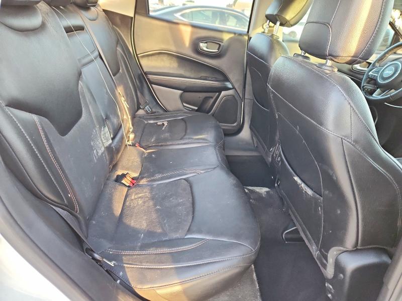 Photo 10 from auction – 2018 JEEP COMPASS with VIN 3C4NJDBB2JT337105