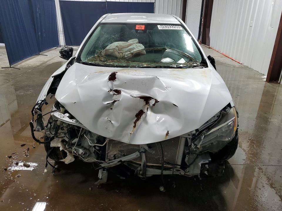 Photo 5 from auction – 2018 TOYOTA COROLLA with VIN 2T1BURHE5JC058467