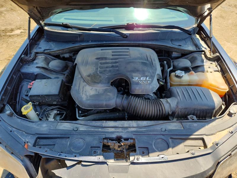 Photo 11 from auction – 2019 CHRYSLER 300 with VIN 2C3CCAGG5KH536829