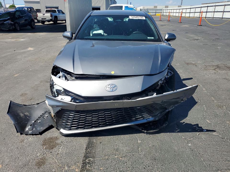 Photo 5 from auction – 2026 TOYOTA CAMRY with VIN 4T1DAACK0TU696658