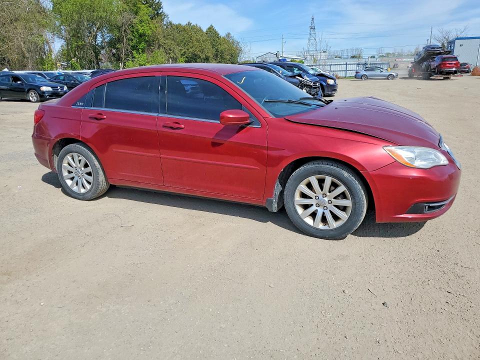 Photo 4 from auction – 2011 CHRYSLER 200 with VIN 1C3BC1FB1BN540028