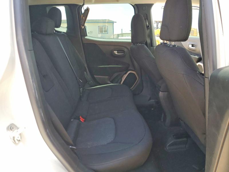 Photo 11 from auction – 2017 JEEP RENEGADE with VIN ZACCJAAB1HPE45109
