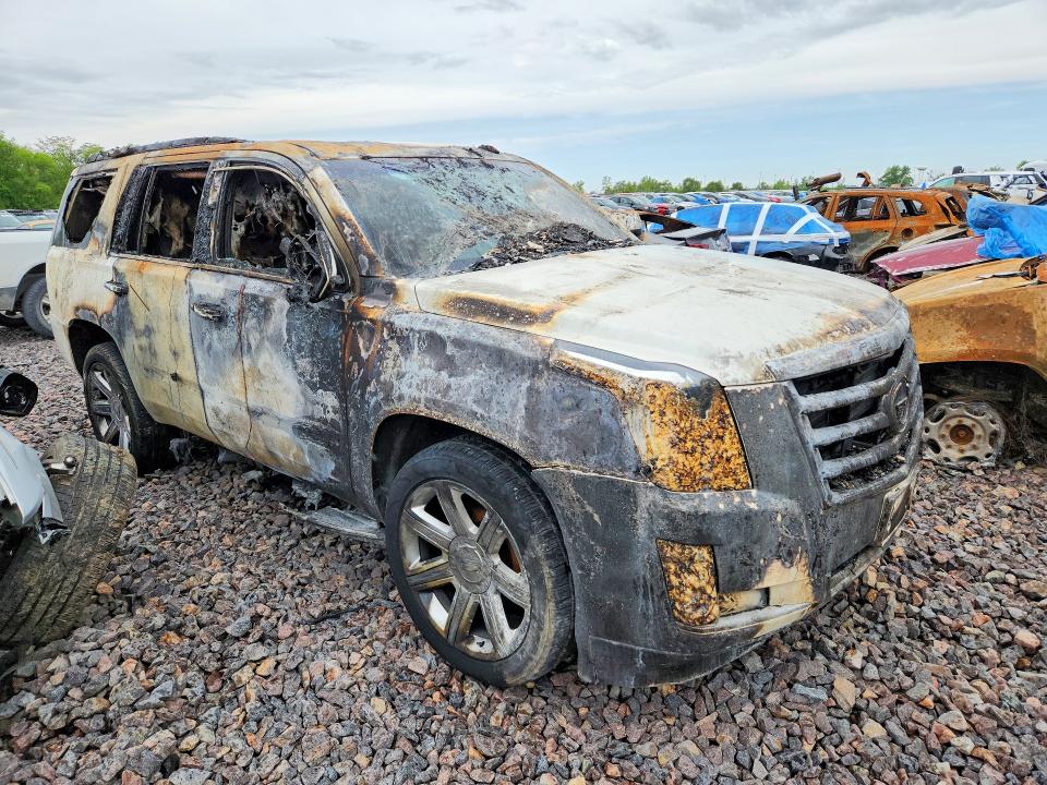 Photo 4 from auction – 2015 CADILLAC ESCALADE with VIN 1GYS4BKJ3FR187084