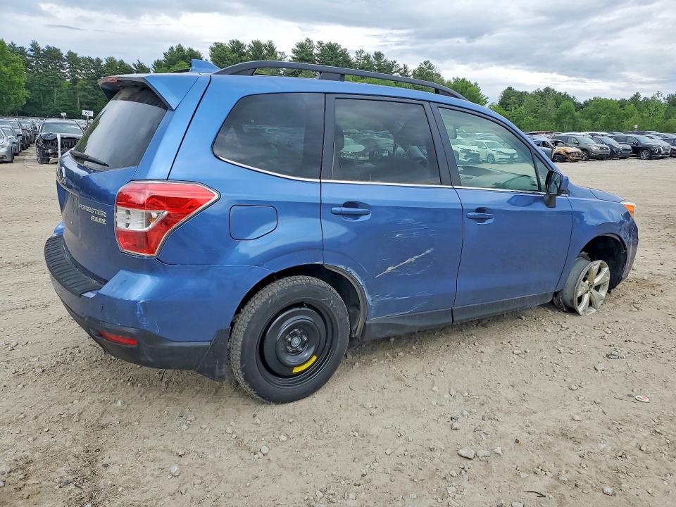 Photo 3 from auction – 2016 SUBARU FORESTER with VIN JF2SJAHC1GH426352
