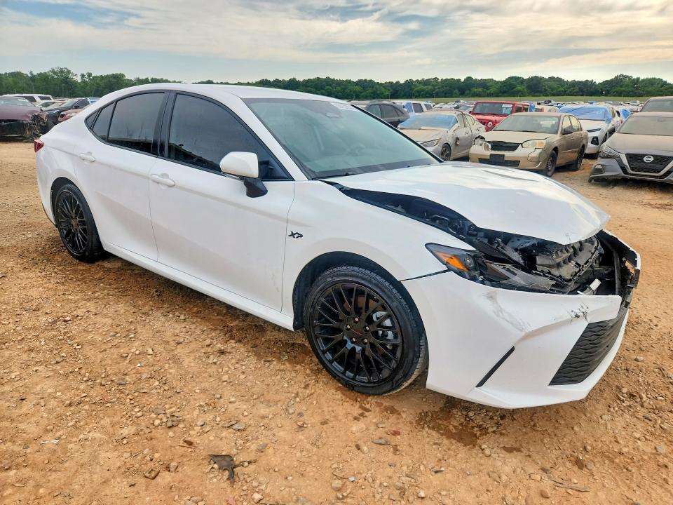 Photo 4 from auction – 2025 TOYOTA CAMRY with VIN 4T1DAACK1SU195597