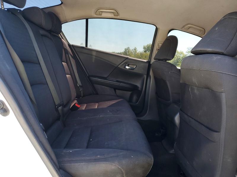 Photo 10 from auction – 2015 HONDA ACCORD with VIN 1HGCR2F59FA102225