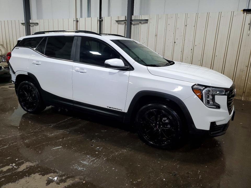 Photo 4 from auction – 2022 GMC TERRAIN with VIN 3GKALTEV2NL233992