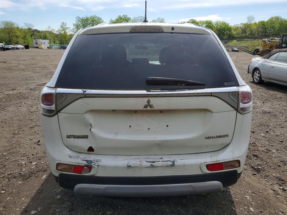 Photo 6 from auction – 2015 MITSUBISHI OUTLANDER with VIN JA4AZ3A3XFZ000901