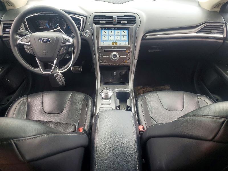 Photo 8 from auction – 2017 FORD FUSION with VIN 3FA6P0RU0HR357417