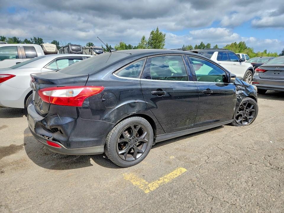 Photo 3 from auction – 2012 FORD FOCUS with VIN 1FAHP3H29CL210577