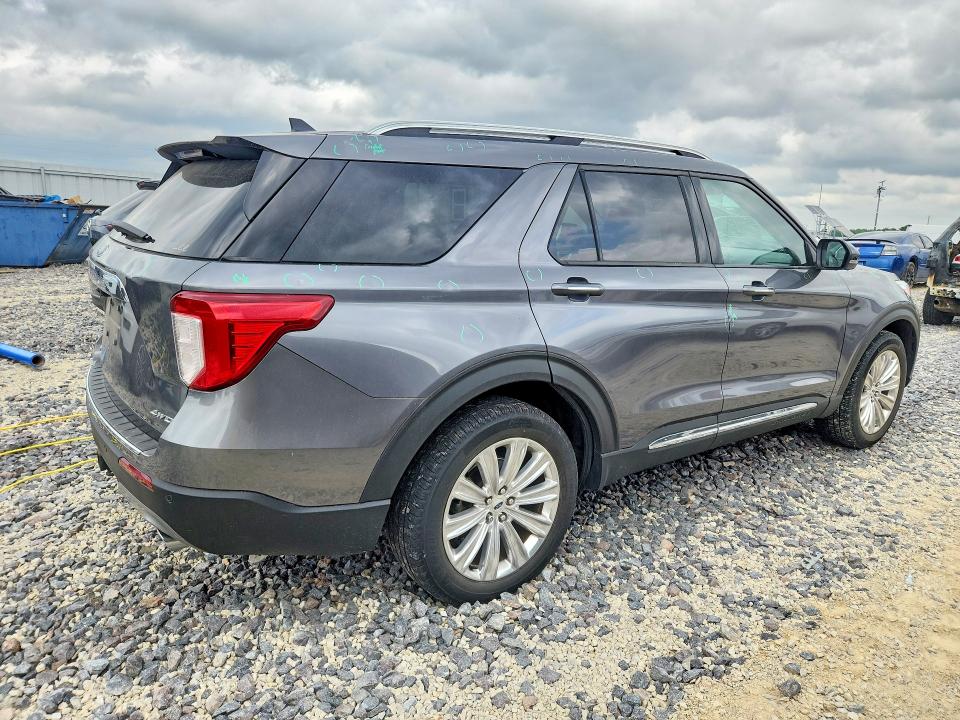 Photo 3 from auction – 2022 FORD EXPLORER with VIN 1FMSK8FH7NGA70636