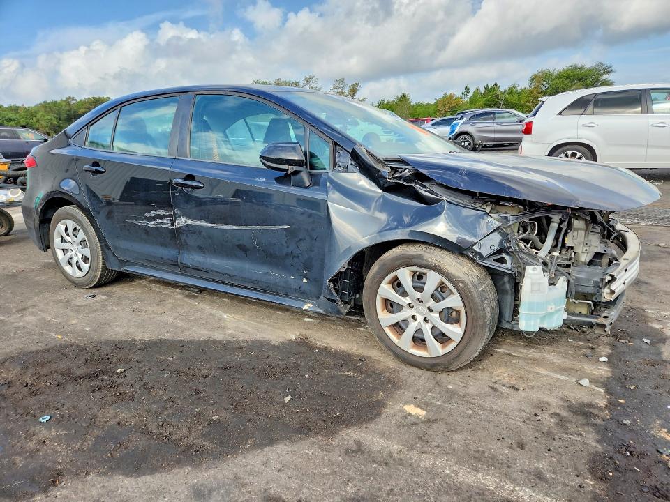 Photo 4 from auction – 2021 TOYOTA COROLLA with VIN 5YFEPMAE2MP191872