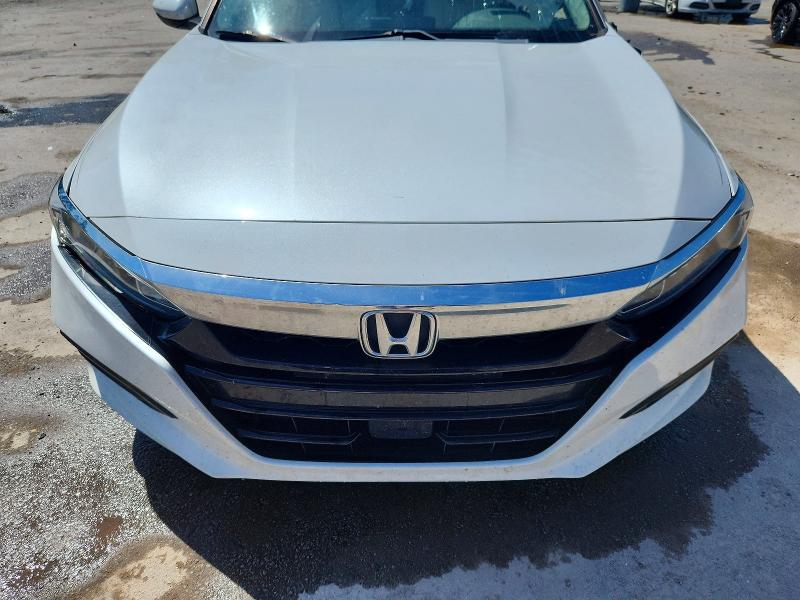Photo 11 from auction – 2018 HONDA ACCORD with VIN 1HGCV1F64JA013878
