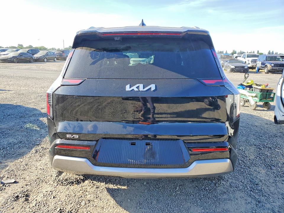 Photo 6 from auction – 2026 KIA EV9 with VIN 5XYADFS51TG007669