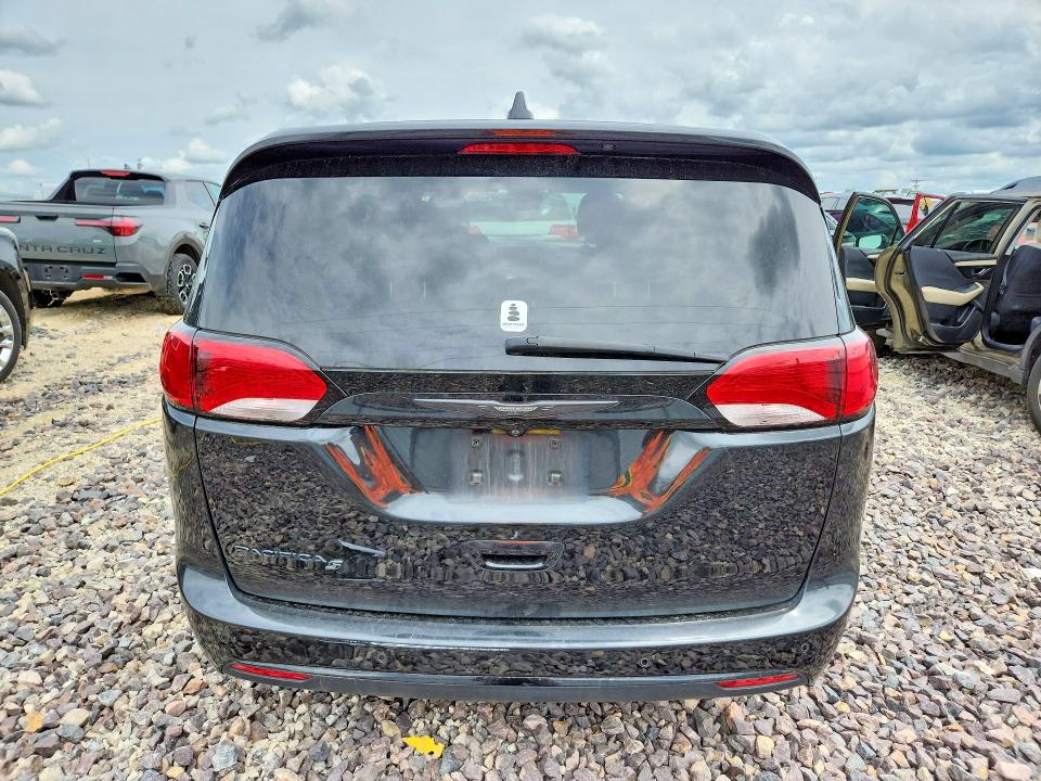 Photo 6 from auction – 2019 CHRYSLER PACIFICA with VIN 2C4RC1FG6KR698437