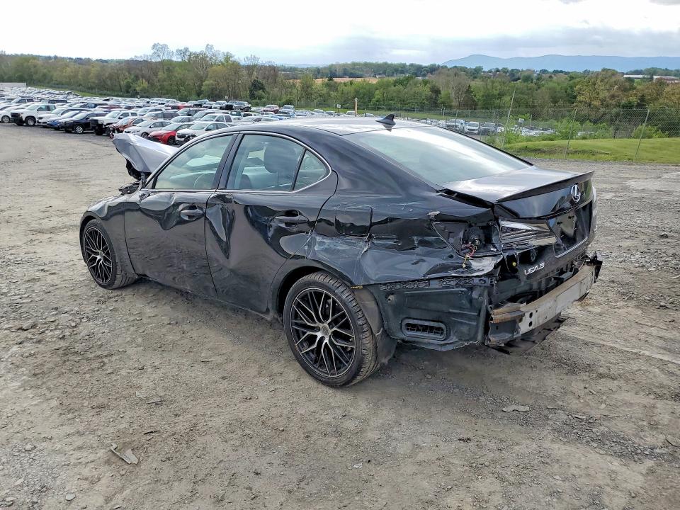 Photo 2 from auction – 2009 LEXUS IS with VIN JTHBE262295022630