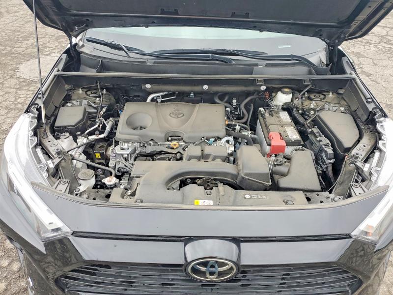 Photo 11 from auction – 2024 TOYOTA RAV4 with VIN 2T3A1RFV9RC470790
