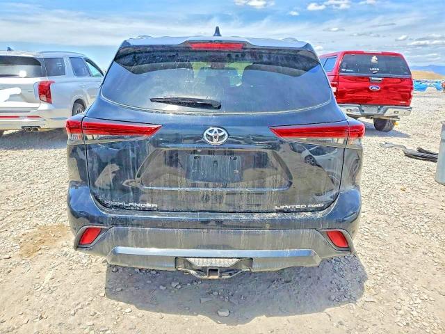 Photo 6 from auction – 2021 TOYOTA HIGHLANDER with VIN 5TDDZRBH8MS556509