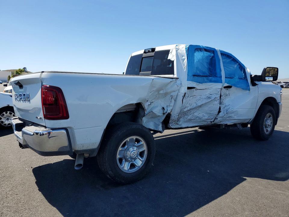 Photo 3 from auction – 2025 RAM 3500 with VIN 3C63R3CJ4SG544712