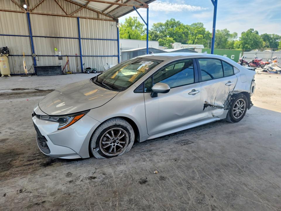 TOYOTA COROLLA 2022 with VIN JTDEAMDE3N3004016 - Photo from auction
