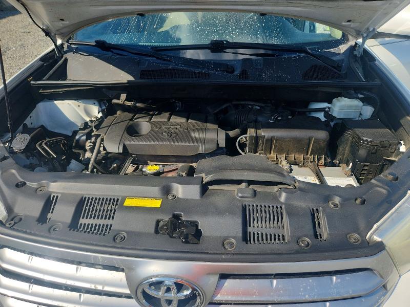 Photo 12 from auction – 2013 TOYOTA HIGHLANDER with VIN 5TDZA3EH5DS033924
