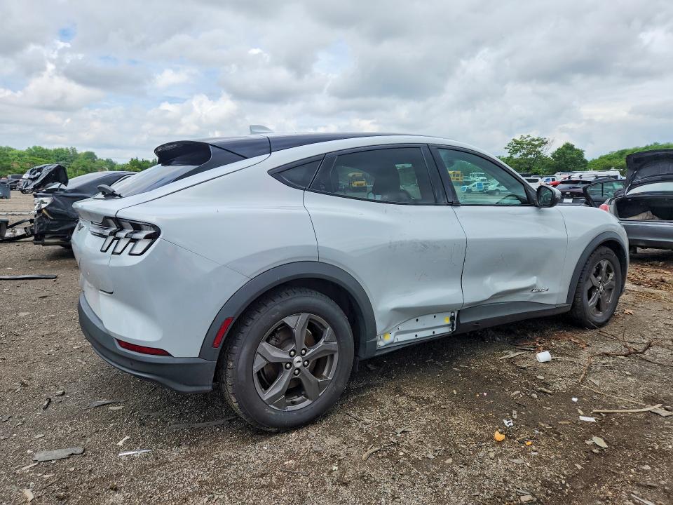 Photo 3 from auction – 2021 FORD MUSTANG MACH-E with VIN 3FMTK1RM2MMA18887