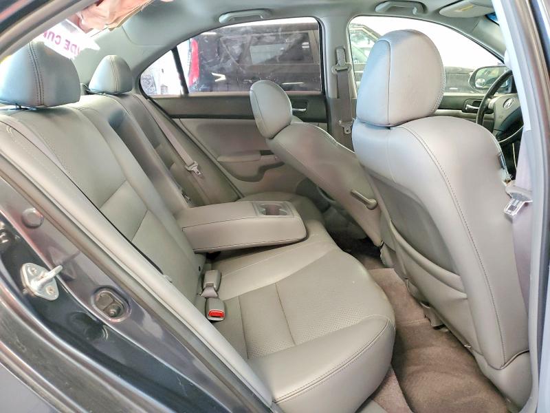 Photo 10 from auction – 2004 ACURA TSX with VIN JH4CL96824C002163