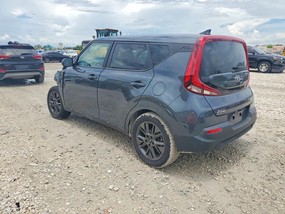 Photo 2 from auction – 2021 KIA SOUL with VIN KNDJ33AU3M7790860