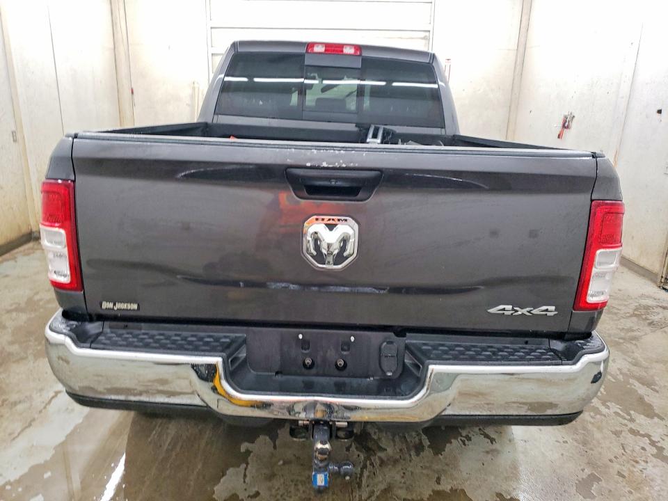 Photo 6 from auction – 2019 RAM 2500 with VIN 3C6UR5CL6KG721391