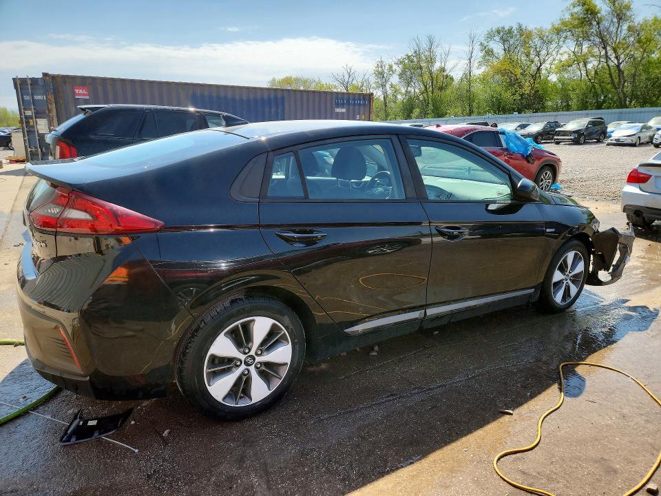Снимка 3 от търг – 2019 HYUNDAI IONIQ PLUG-IN HYBRID с VIN KMHC65LD0KU139026