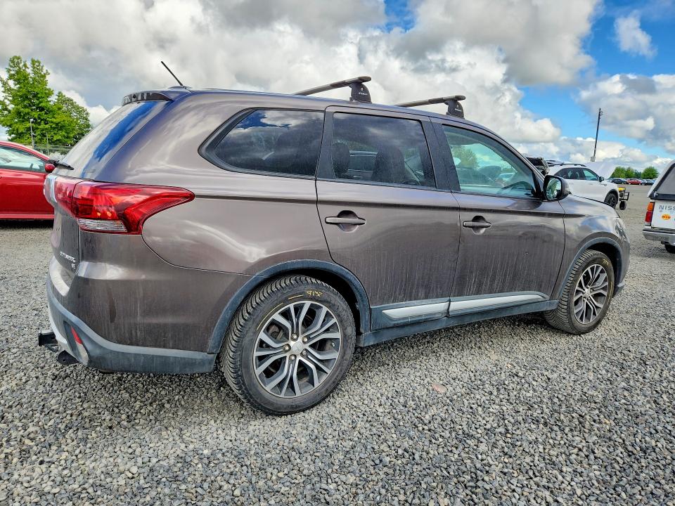 Zdjęcie 3 z aukcji – 2016 MITSUBISHI OUTLANDER z VIN JA4AZ3A31GZ011027