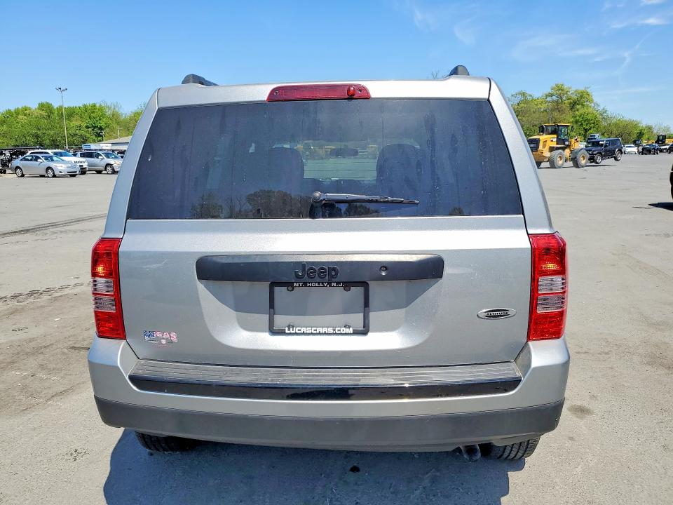 Photo 6 from auction – 2015 JEEP PATRIOT with VIN 1C4NJPBAXFD429780