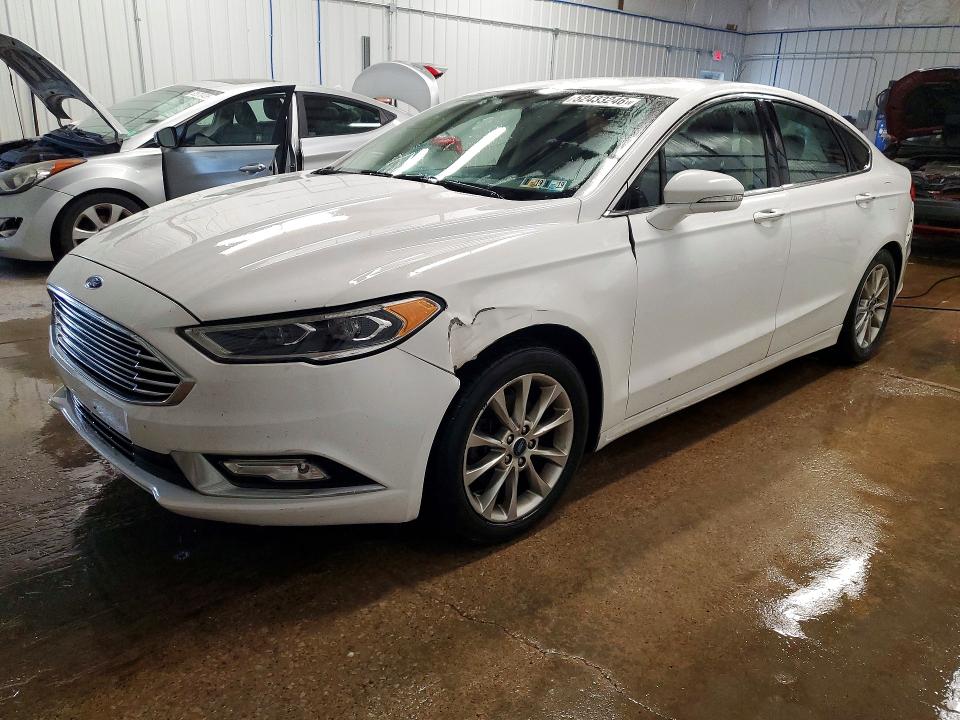 FORD FUSION 2017 z numerem VIN 3FA6P0HD7HR301055 - Zdjęcie z aukcji