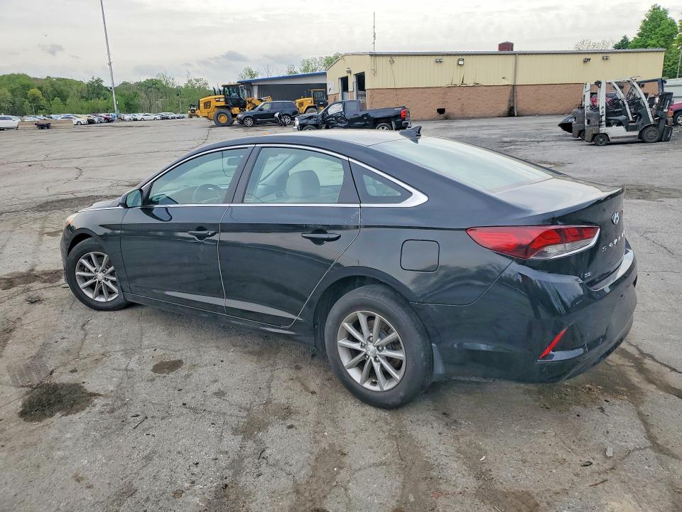 Photo 2 from auction – 2018 HYUNDAI SONATA with VIN 5NPE24AF0JH721126