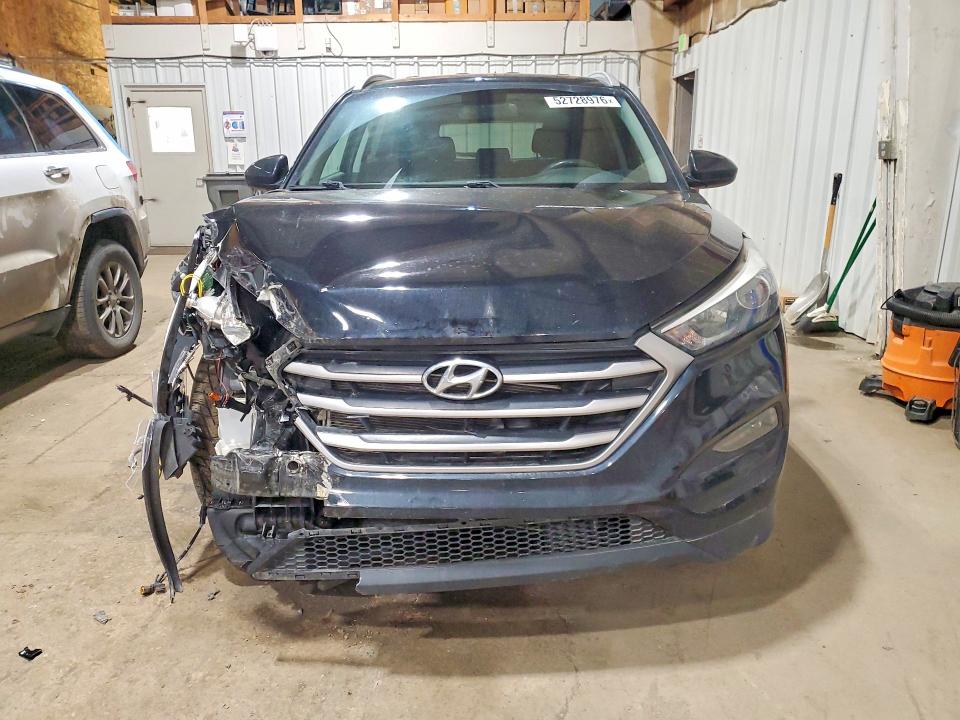 Photo 5 from auction – 2017 HYUNDAI TUCSON with VIN KM8J3CA40HU534887