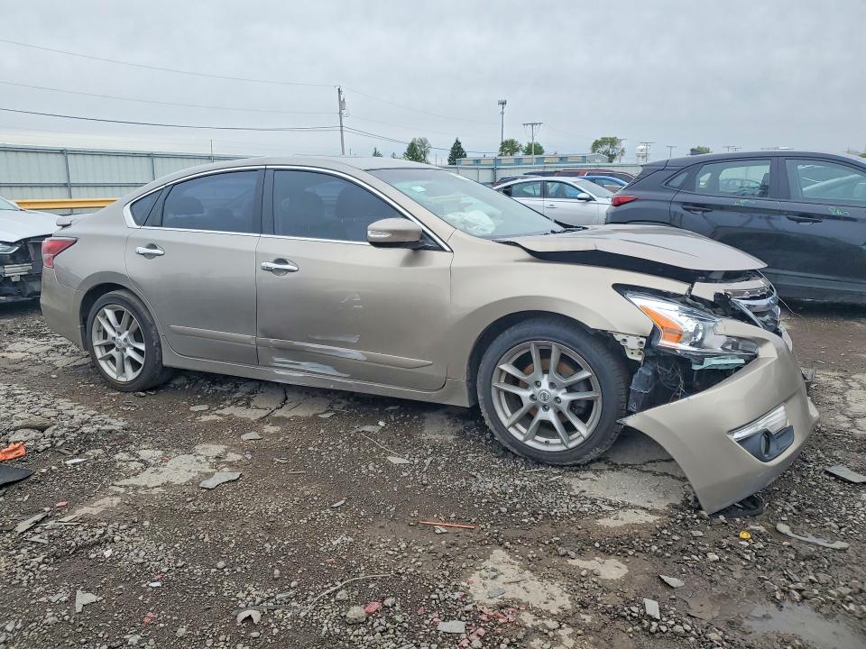 Photo 4 from auction – 2015 NISSAN ALTIMA with VIN 1N4BL3AP4FC133712