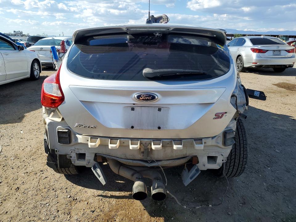 Photo 6 from auction – 2014 FORD FOCUS with VIN 1FADP3L91EL432536