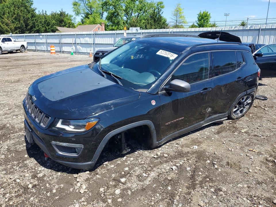 JEEP COMPASS 2017 with VIN 3C4NJDDB1HT681760 - Photo from auction