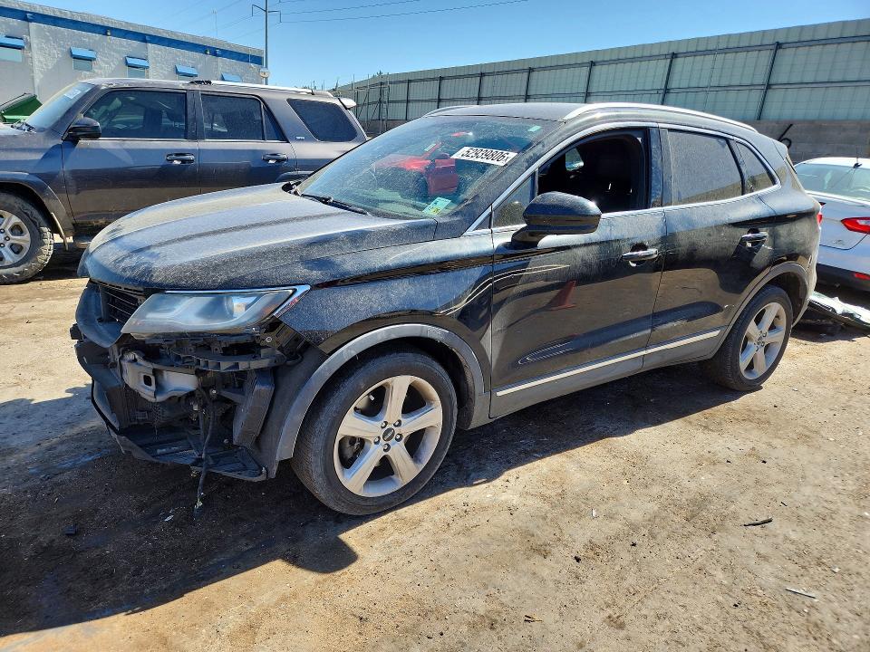 LINCOLN MKC 2015 with VIN 5LMCJ1A90FUJ33302 - Photo from auction