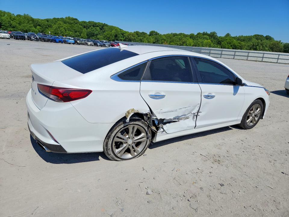 Photo 3 from auction – 2019 HYUNDAI SONATA with VIN 5NPE34AF2KH746236
