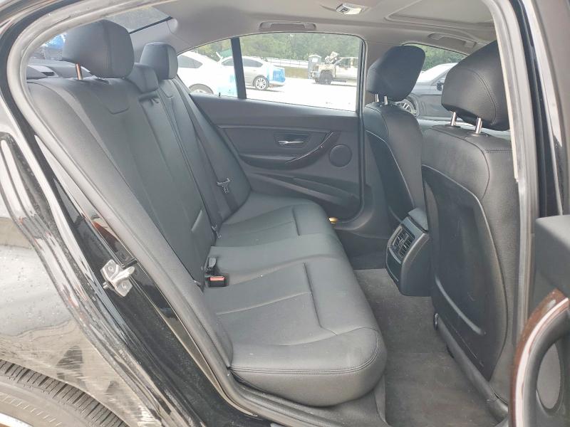 Photo 10 from auction – 2015 BMW 320 with VIN WBA3B1G55FNT64048