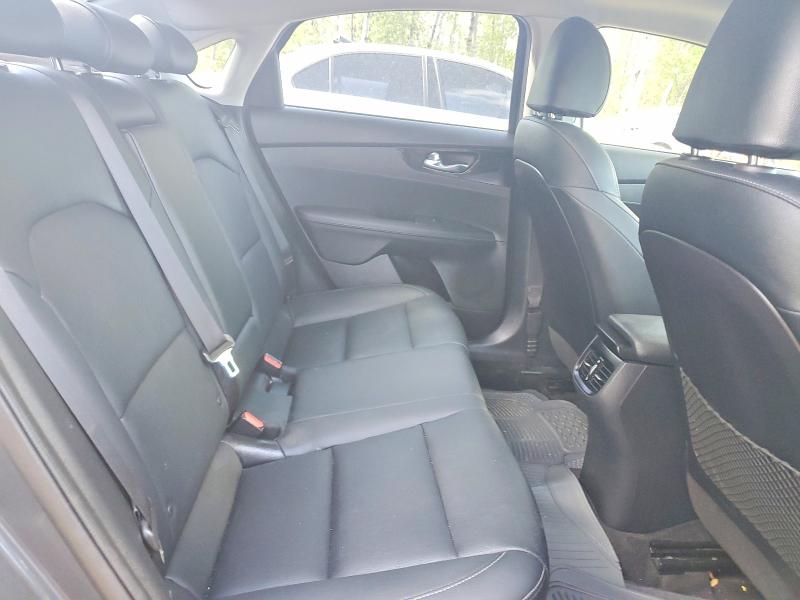 Photo 10 from auction – 2019 KIA FORTE with VIN 3KPF54AD2KE122809