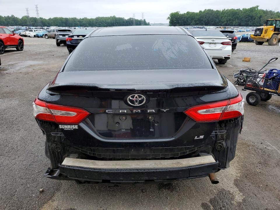 Photo 6 from auction – 2018 TOYOTA CAMRY with VIN 4T1B11HK8JU577785